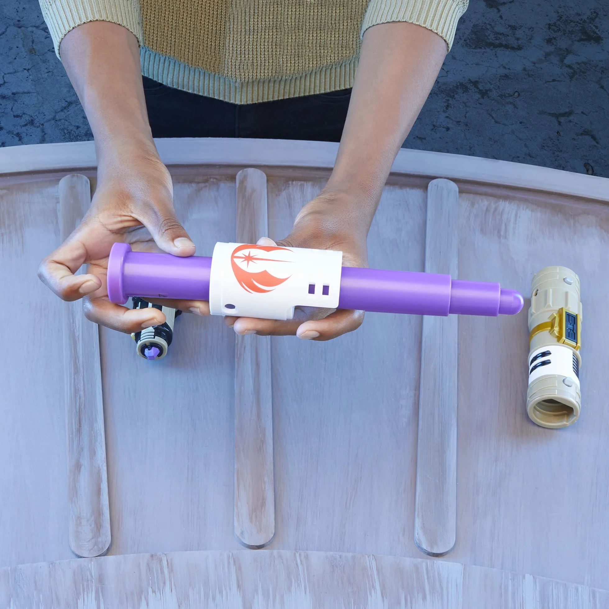 Hasbro F1164, Star Wars Forge Mace Windu, anpassbares Rollenspielspielzeug für Kinder ab 5