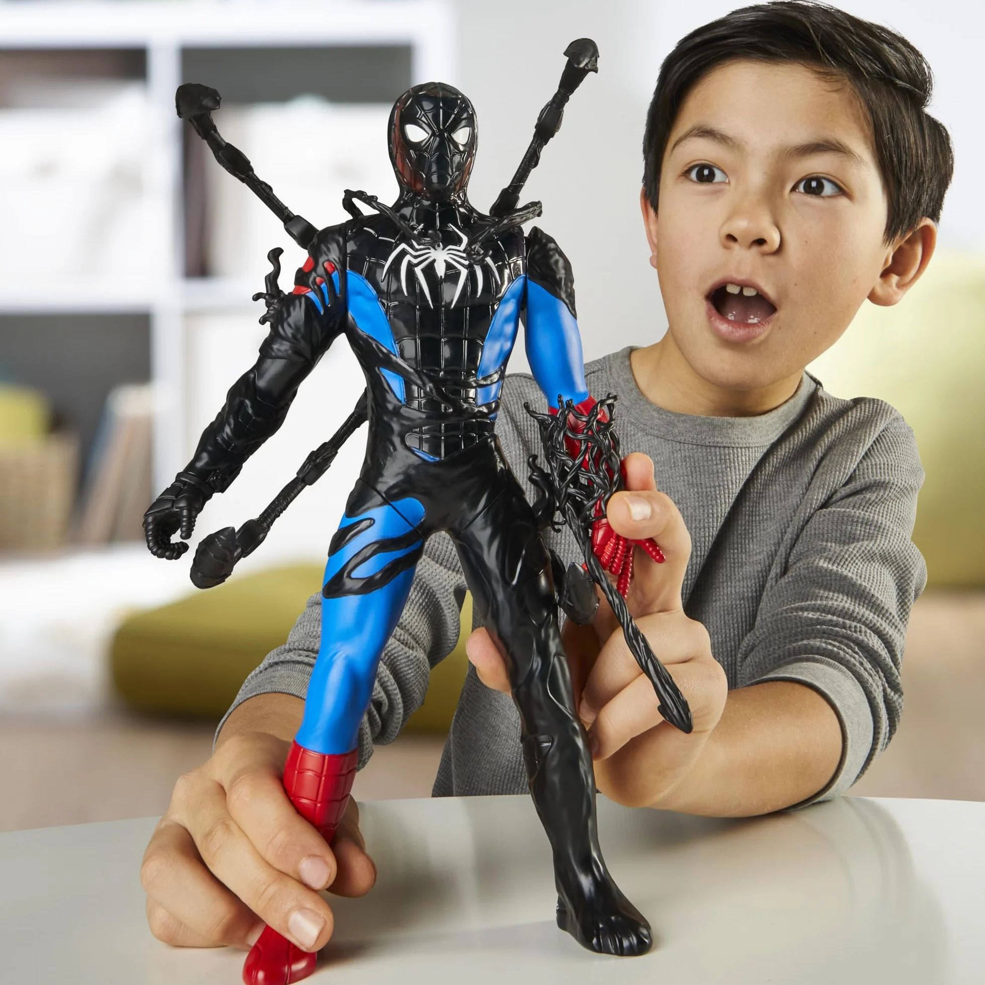 Figurka Spider-Man Liquid Shifter z kolekcji Marvel Spider-Man VenomVersus z dodatkami