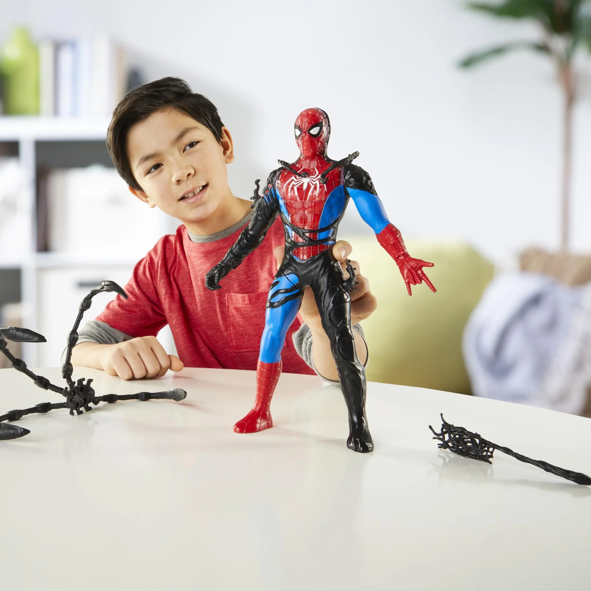 Figurka Spider-Man Liquid Shifter z kolekcji Marvel Spider-Man VenomVersus z dodatkami