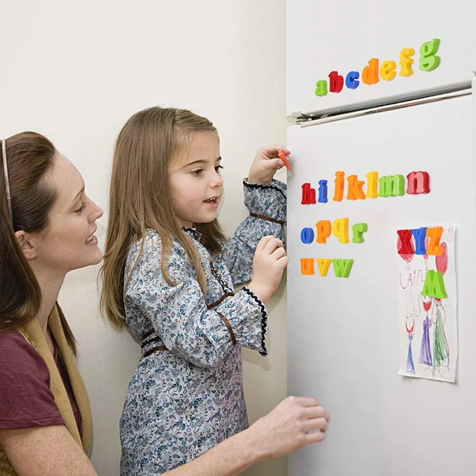 Coogam 78 sztuk Litery Magnetyczne Cyfry Magnesy Na Lodówkę Kolorowy Alfabet ABC 123, Zestaw Zabawek Edukacyjnych Nauka Pisowni Wielkie Małe Litery Matematyka dla 345 Lat Ulepszona Wersja