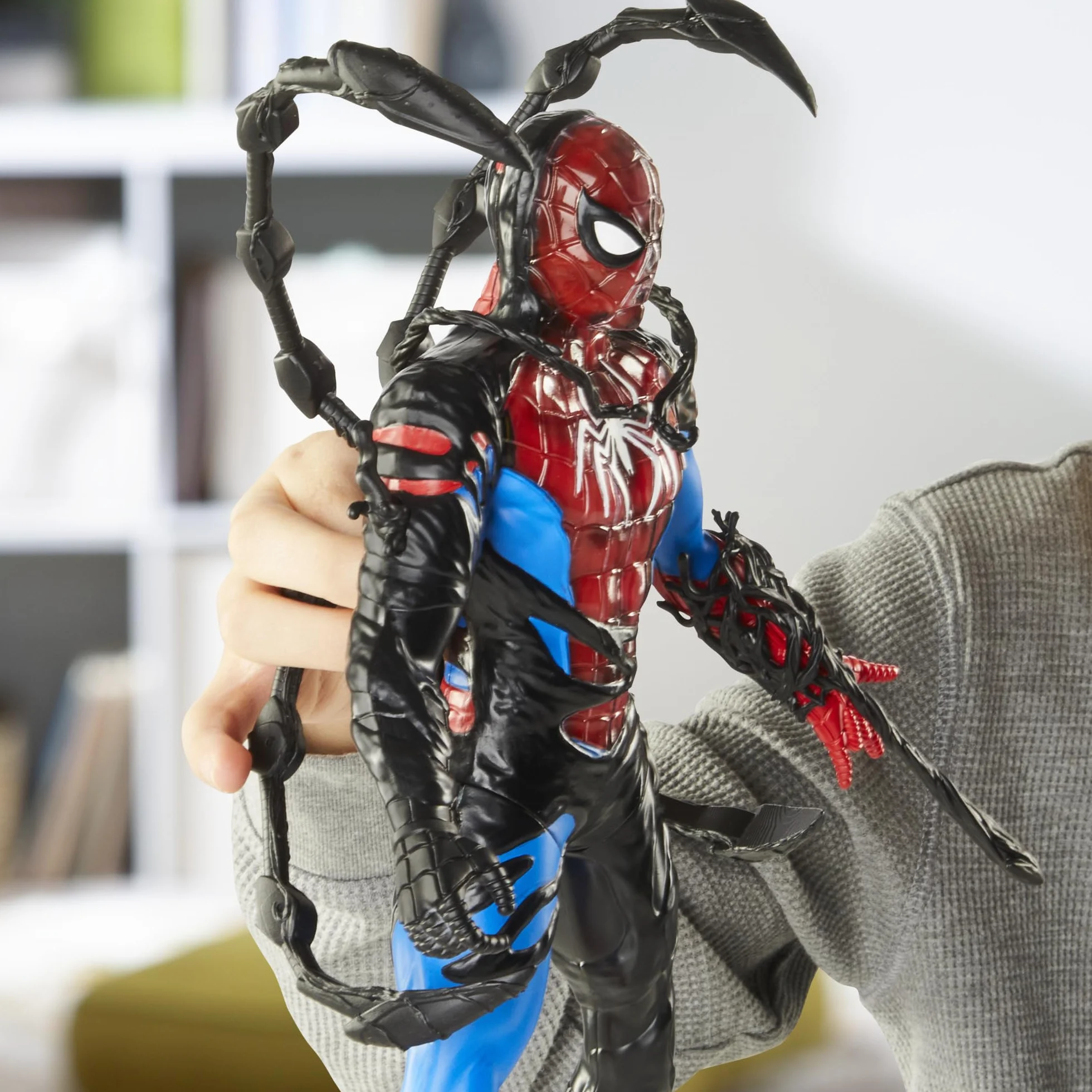 Figurka Spider-Man Liquid Shifter z kolekcji Marvel Spider-Man VenomVersus z dodatkami