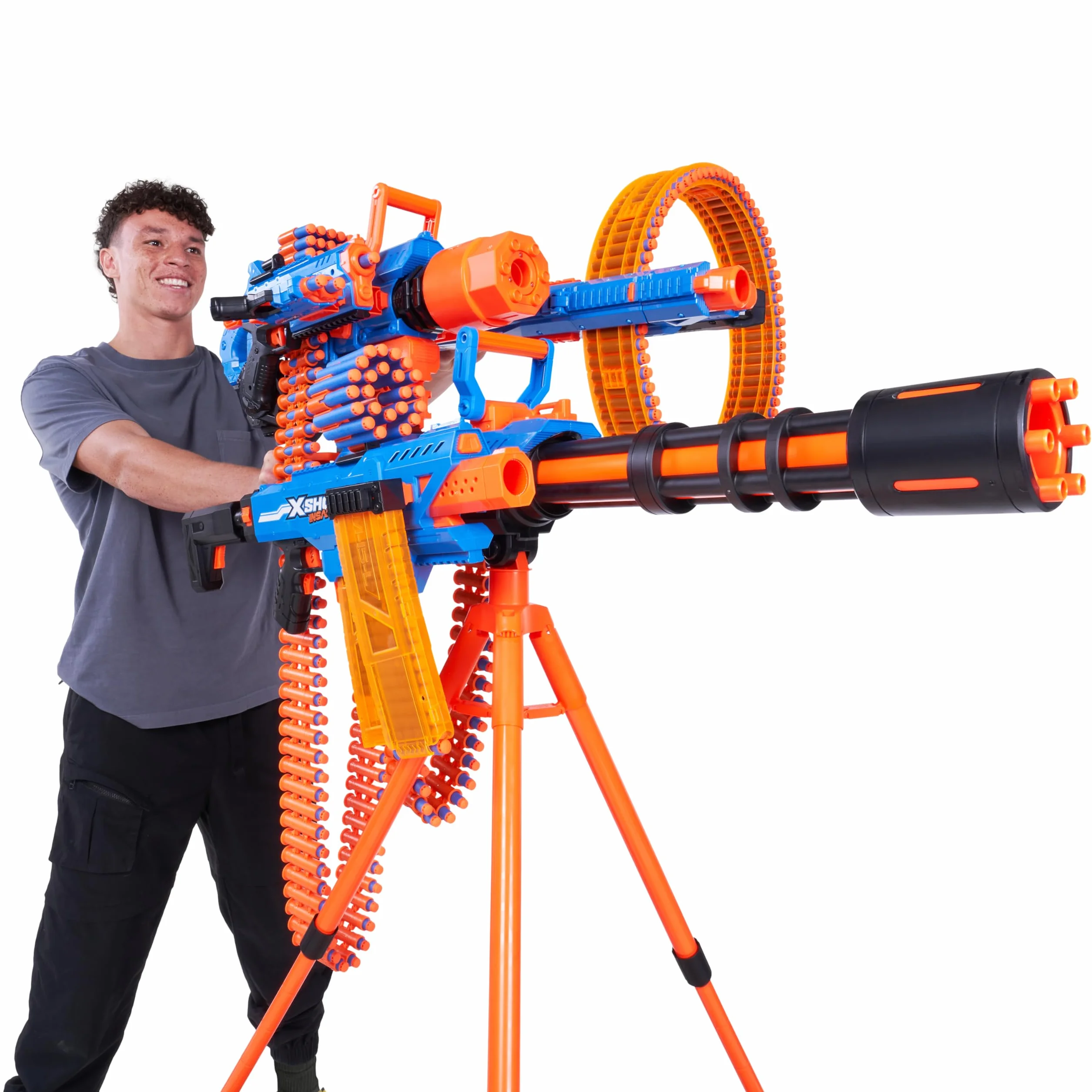 XSHOT Insanity Micro Blaster firmy ZURU z 48 piankowymi rzutkami i kieszonką na rzutki, zabawka outdoorowa dla dzieci, chłopców i dziewcząt w wieku od 8 lat